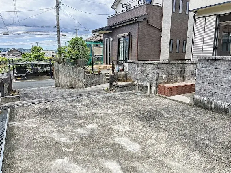Slide 4