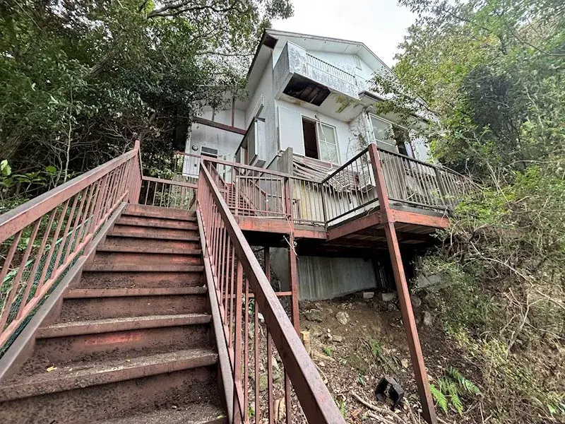 Slide 0