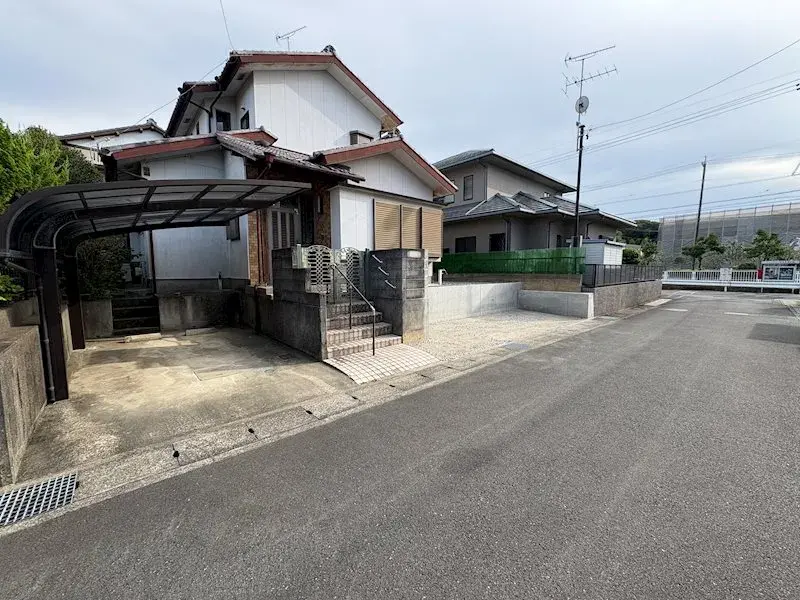Slide 4