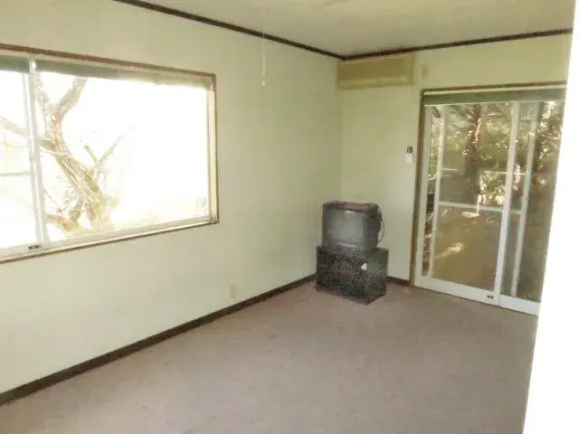 Slide 9