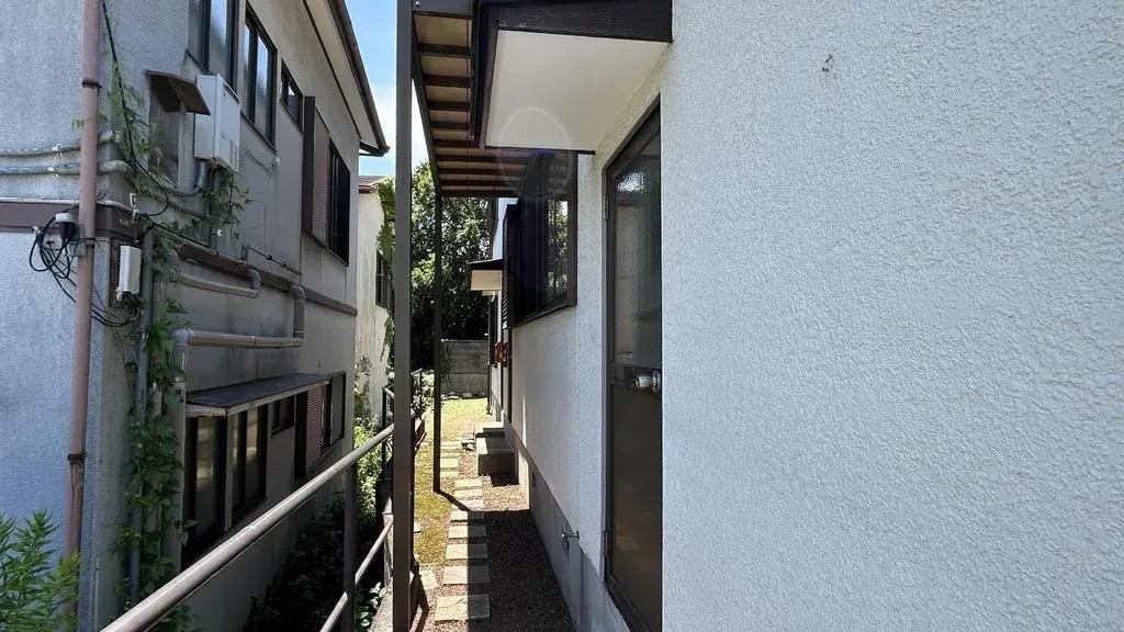 Slide 3