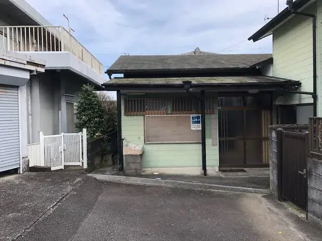 Slide 4