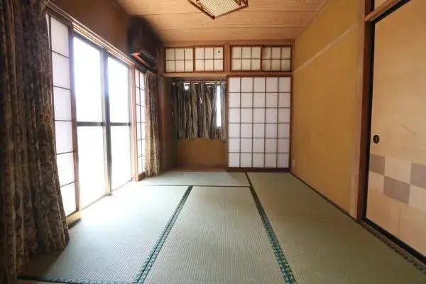 Slide 4