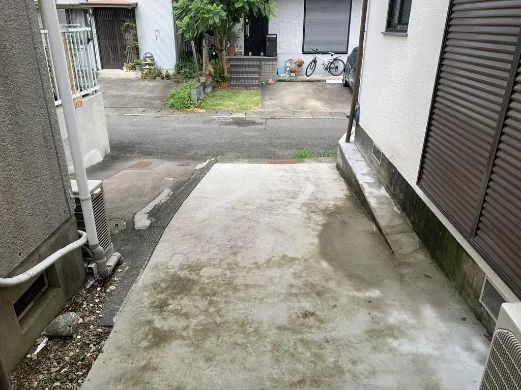 Slide 4