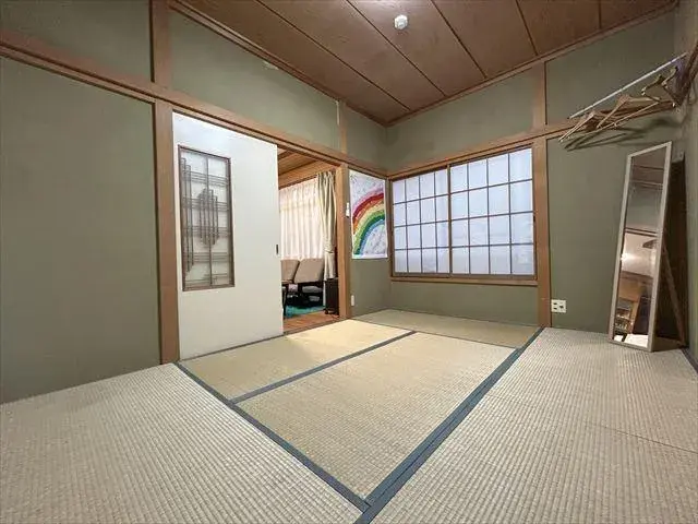 Slide 4