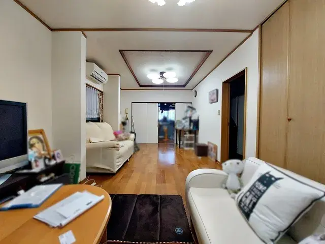 Slide 3