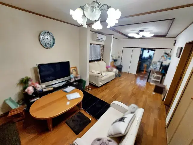 Slide 4