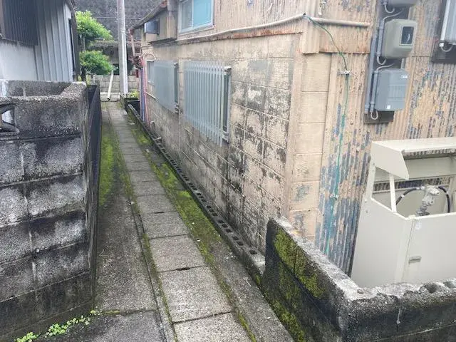 Slide 4