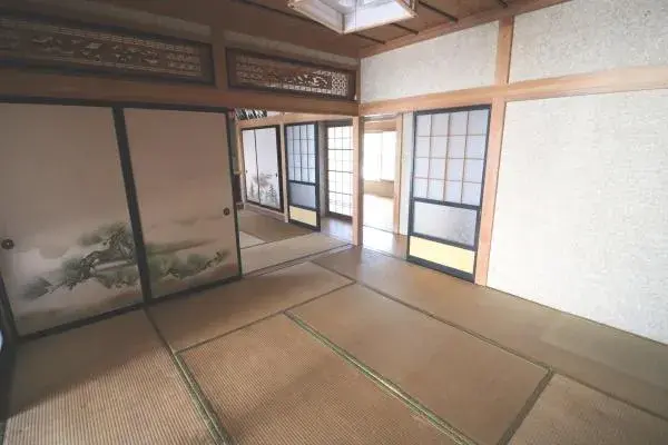 Slide 4