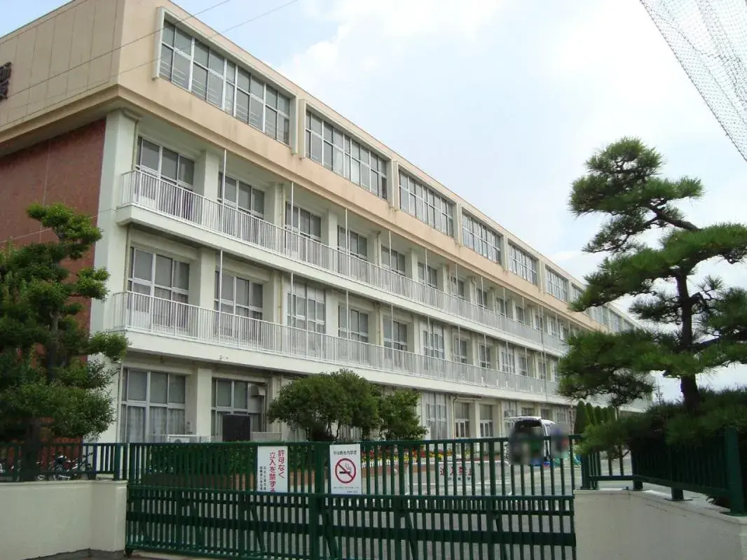 Slide 4