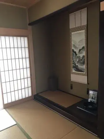Slide 4