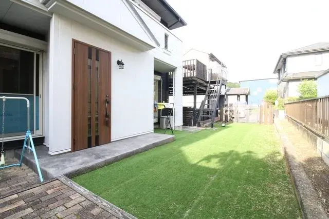 Slide 4