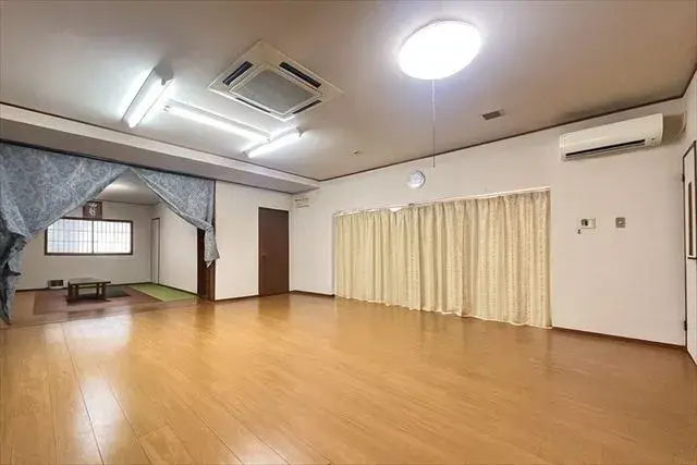 Slide 4