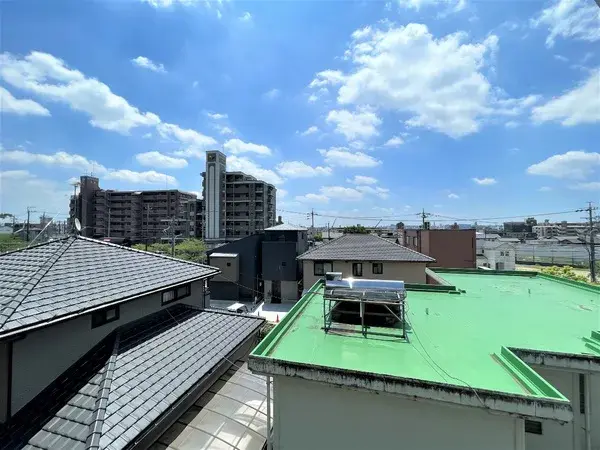 Slide 4