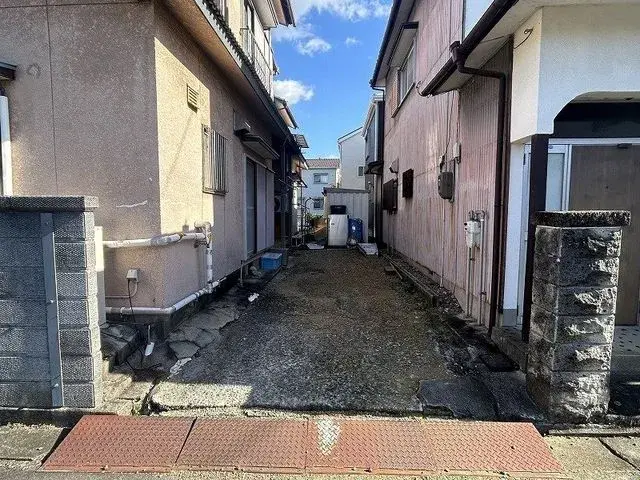 Slide 4