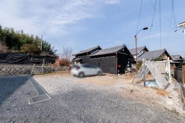 Slide 4