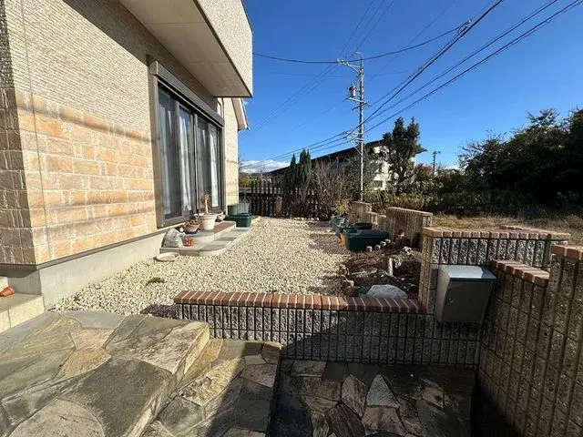 Slide 4