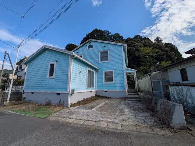 Slide 10