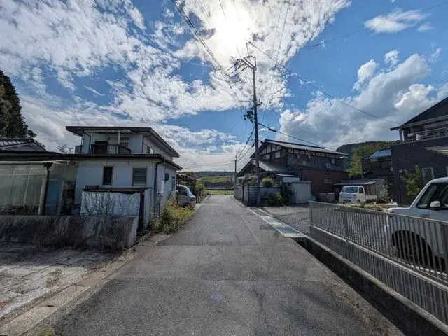 Slide 4