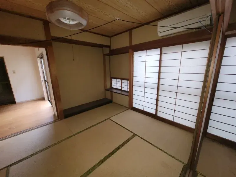 Slide 4