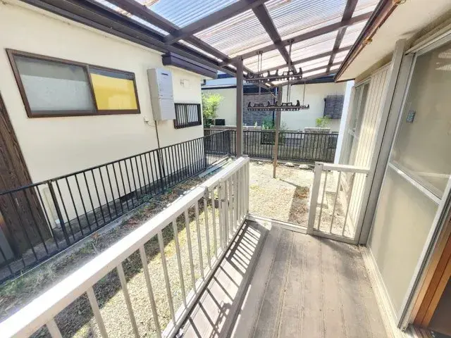 Slide 4