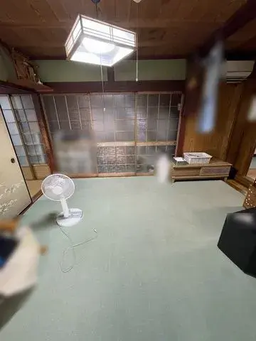 Slide 4
