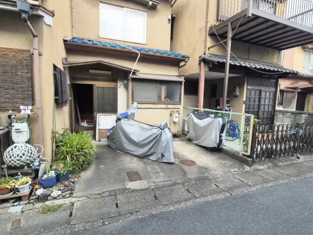 Slide 4
