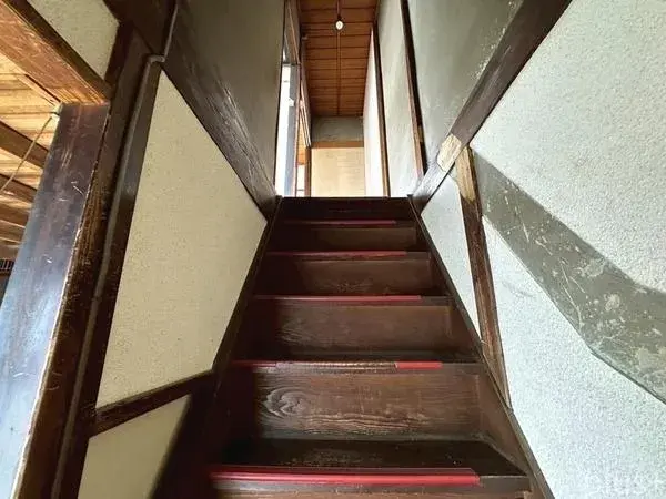Slide 4