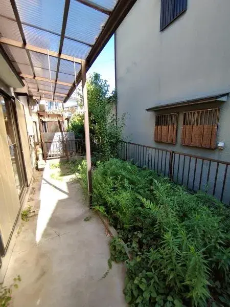 Slide 4
