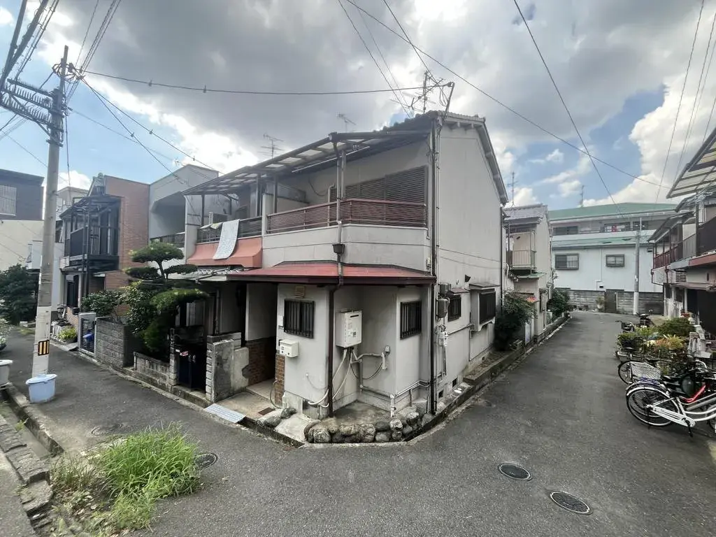 Slide 4