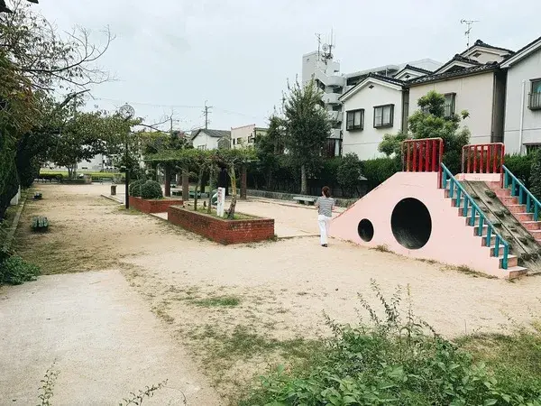 Slide 4