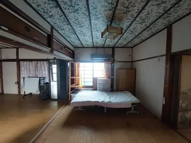 Slide 6