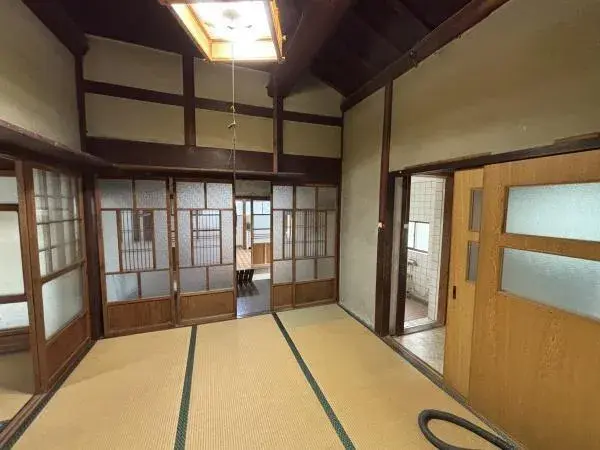Slide 4