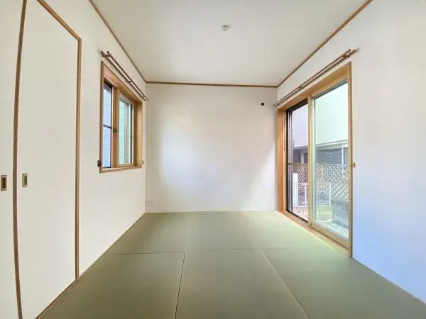 Slide 4