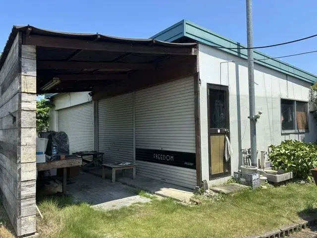 Slide 4