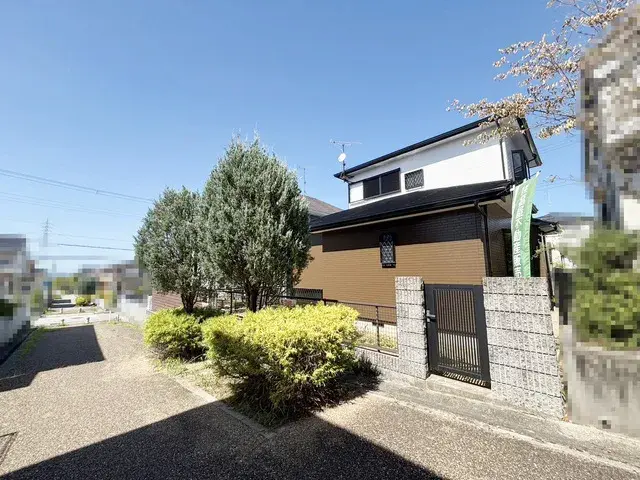 Slide 4