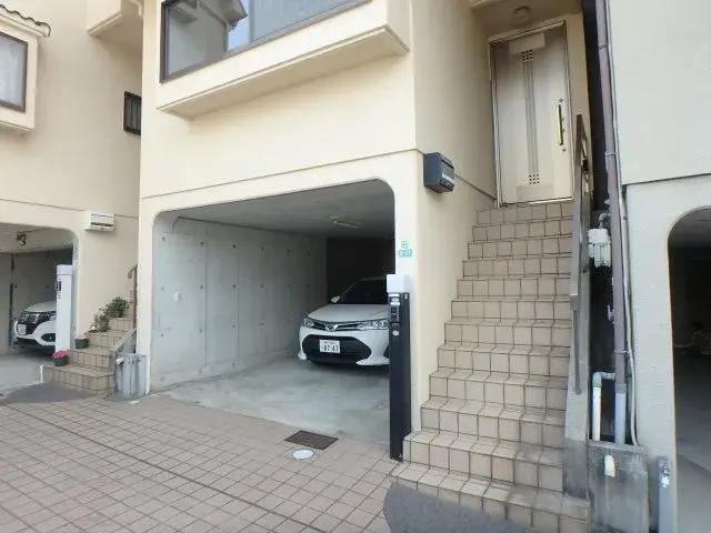 Slide 3