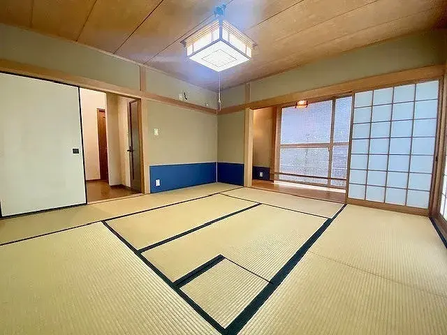 Slide 4