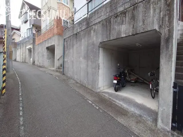 Slide 0
