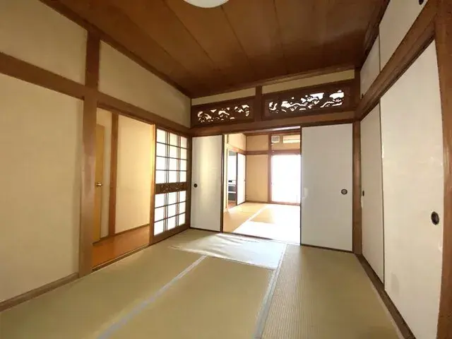 Slide 4