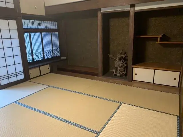 Slide 4