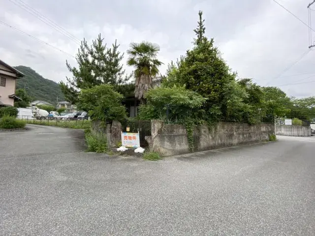 Slide 0