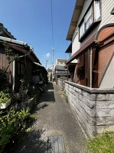 Slide 4