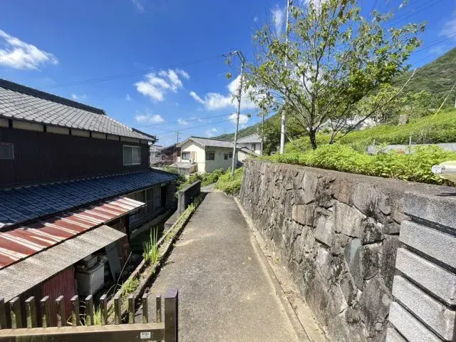 Slide 6