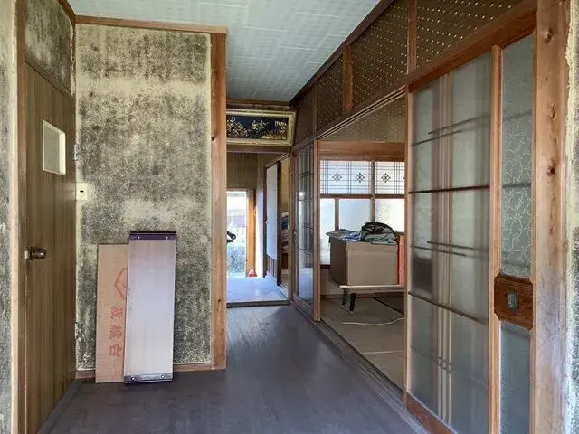 Slide 6