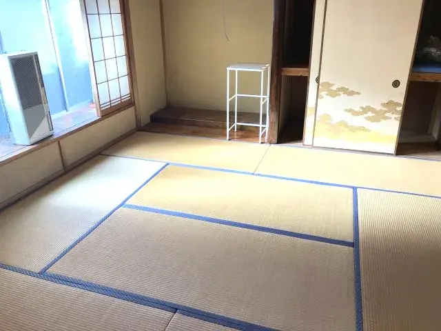 Slide 4