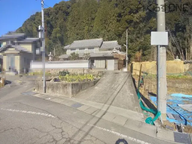 Slide 0