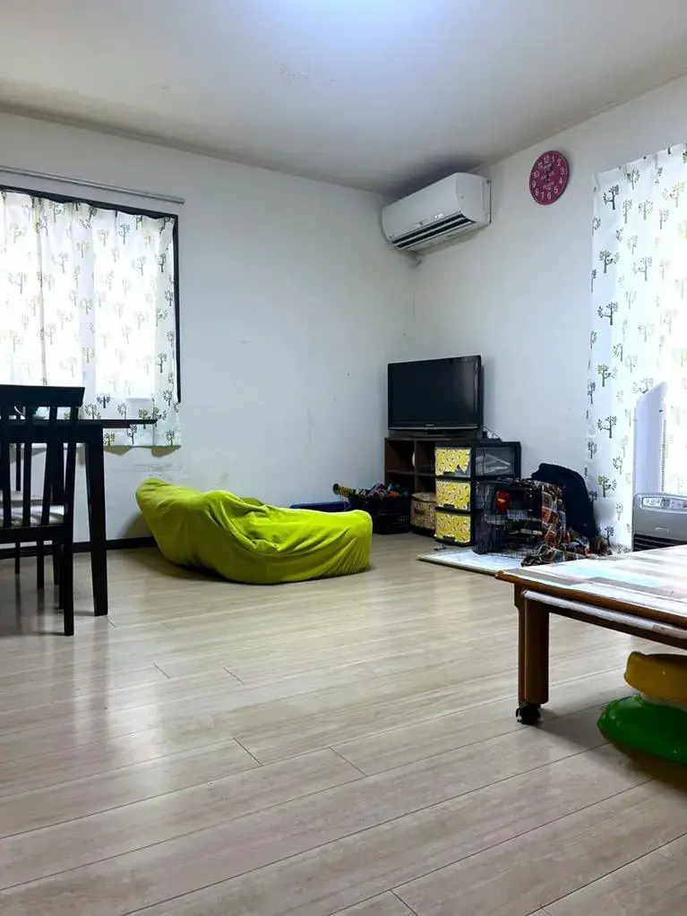 Slide 4