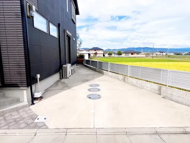 Slide 4