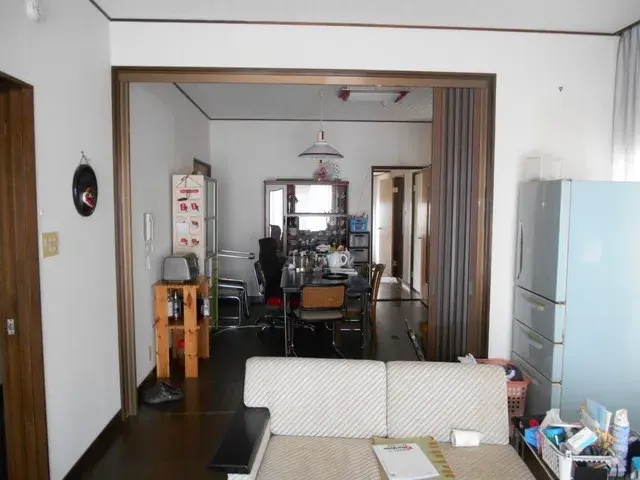Slide 4